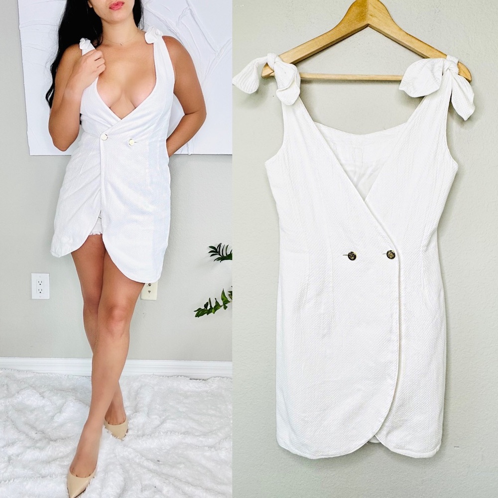 White Sleeveless Bow Mini Dress - Picture 3 of 15